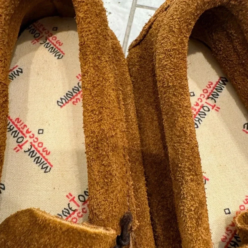 Minnetonka Children’s Moccasin Beaded Leather Suede Slipper